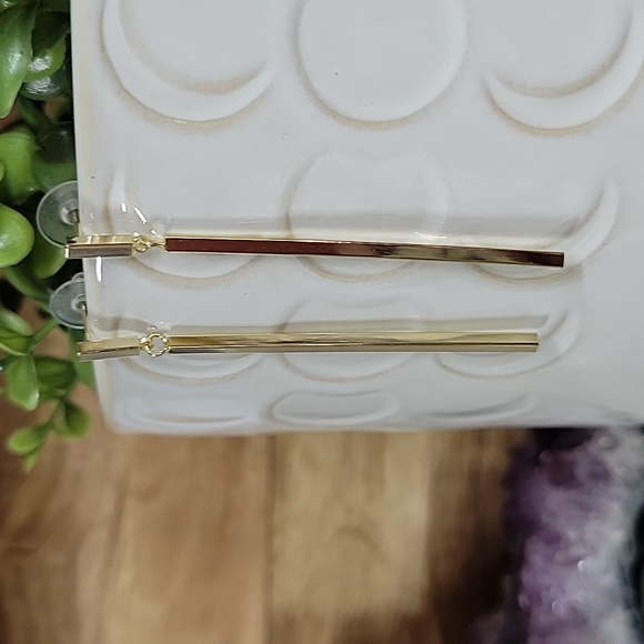 🔥LAST PAIR🔥 Double Bar Hinged Drop Earrings - Picture 3 of 6